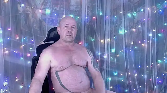 ManlyPrisonGuy online show from 12-21-25, 02:19