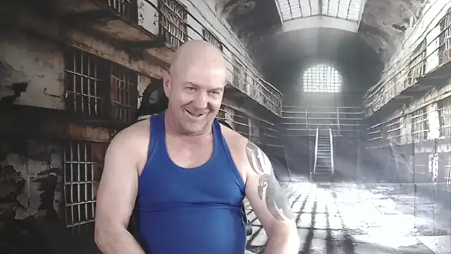 Snapshot of ManlyPrisonGuy chatting on 10-07-25, 12:06 ManlyPrisonGuy online show from 10-07-25, 12:06