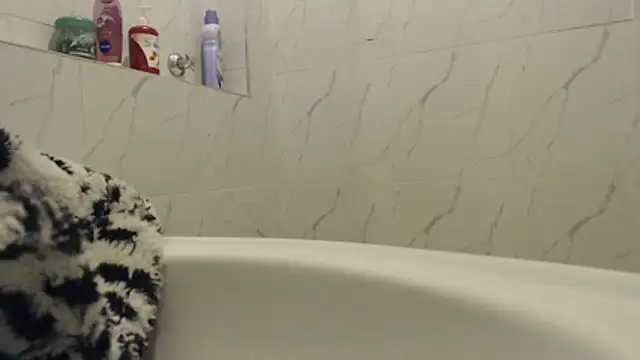 CurvyGlass online show from 03-19-26, 03:17