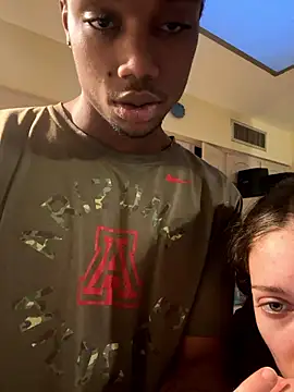 Snapshot of Shhhtrey0375 chatting on 01-08-26, 12:38 Shhhtrey0375 online show from 01-08-26, 12:38