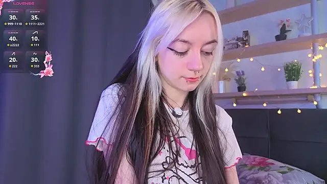 TristaRoht online show from 04-04-26, 03:18