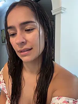 Mau White online show from 04-17-26, 01:36