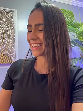 Snapshot of Mau_White chatting on 05-03-26, 01:55 Mau White online show from 05-03-26, 01:55