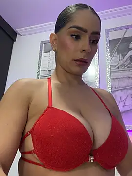 Snapshot of Mau_White chatting on 06-01-26, 11:59 Mau White online show from 06-01-26, 11:59
