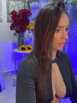 Mau White online show from 03-08-26, 01:44