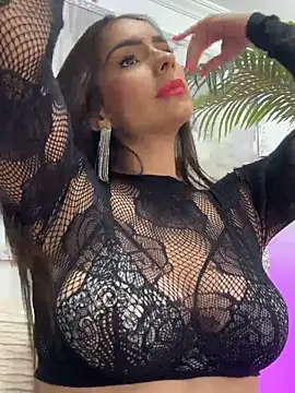 Snapshot of Mau_White chatting on 04-18-26, 07:07 Mau White online show from 04-18-26, 07:07