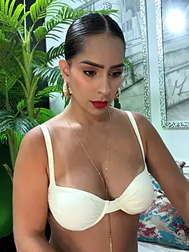 Mau White online show from 12-21-25, 12:46