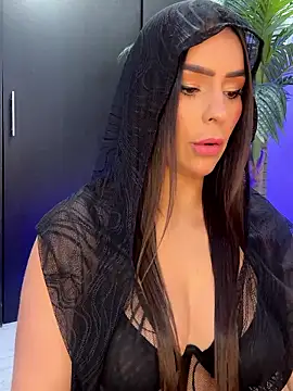 Mau White online show from 01-18-26, 07:17