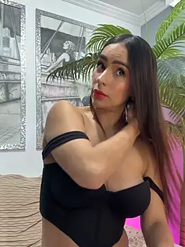 Snapshot of Mau_White chatting on 04-22-26, 03:41 Mau White online show from 04-22-26, 03:41