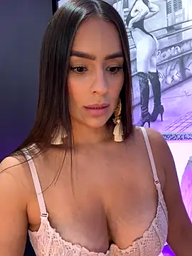 Mau White online show from 10-28-25, 10:41