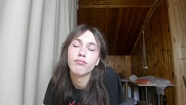 fcherthth online show from 12-15-24, 05:20