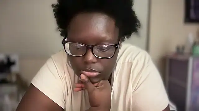 Snapshot of Yagurl__west chatting on 02-27-25, 03:40 Yagurl west online show from 02-27-25, 03:40