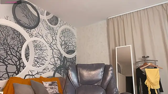 viviann evans online show from 05-13-26, 01:01