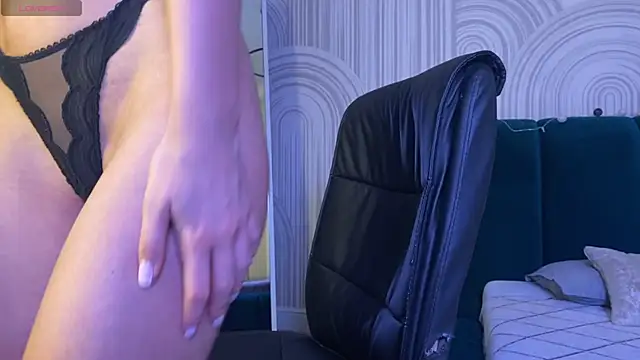 viviann evans online show from 12-17-25, 01:32