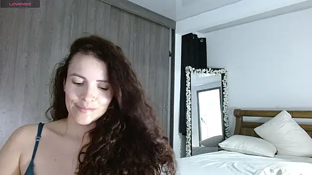 tammycolombia online show from 12-04-24, 03:20