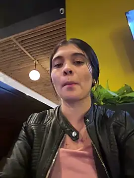 ambar-adaams online show from 05-01-26, 12:37