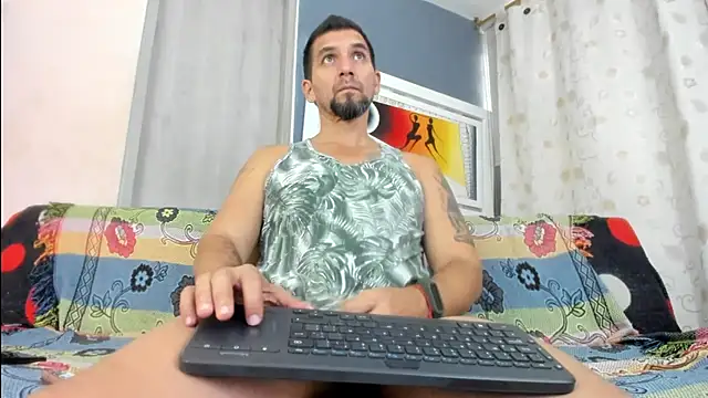 JULESLAKES online show from 07-18-26, 04:37