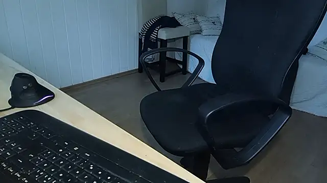 Rainfish online show from 10-17-25, 06:06