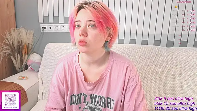   KawaiiYuki   online show from 11-03-25, 07:35