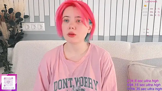   KawaiiYuki   online show from 11-15-25, 06:28