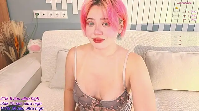 Snapshot of __KawaiiYuki__ chatting on 10-11-25, 05:08   KawaiiYuki   online show from 10-11-25, 05:08
