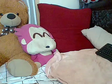 Poisonous Ivy online show from 02-19-26, 10:07