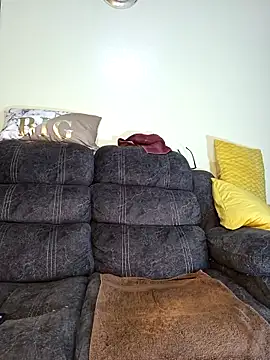 Snapshot of Poisonous_Ivy chatting on 02-19-25, 01:18 Poisonous Ivy online show from 02-19-25, 01:18