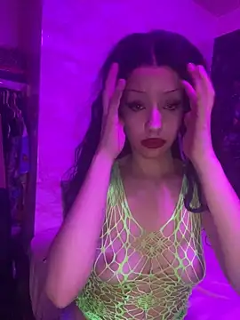 Snapshot of Katalinastarr chatting on 12-04-24, 09:18 Katalinastarr online show from 12-04-24, 09:18