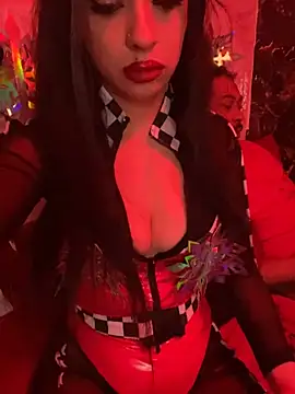 Snapshot of Katalinastarr chatting on 12-22-24, 02:49 Katalinastarr online show from 12-22-24, 02:49