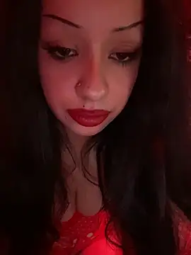 Snapshot of Katalinastarr chatting on 01-04-25, 03:29 Katalinastarr online show from 01-04-25, 03:29