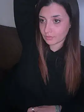 Snapshot of Novababy18 chatting on 01-08-25, 10:37 Novababy18 online show from 01-08-25, 10:37