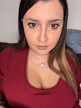 Snapshot of Novababy18 chatting on 02-21-26, 11:40 Novababy18 online show from 02-21-26, 11:40