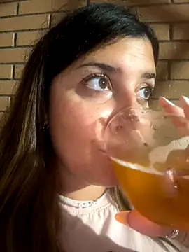 Snapshot of Novababy18 chatting on 09-21-25, 08:58 Novababy18 online show from 09-21-25, 08:58