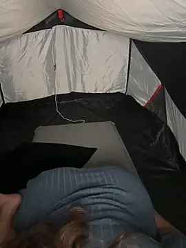 Snapshot of Novababy18 chatting on 02-05-26, 10:27 Novababy18 online show from 02-05-26, 10:27