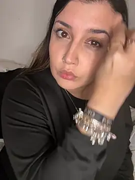 Snapshot of Novababy18 chatting on 02-04-26, 09:10 Novababy18 online show from 02-04-26, 09:10