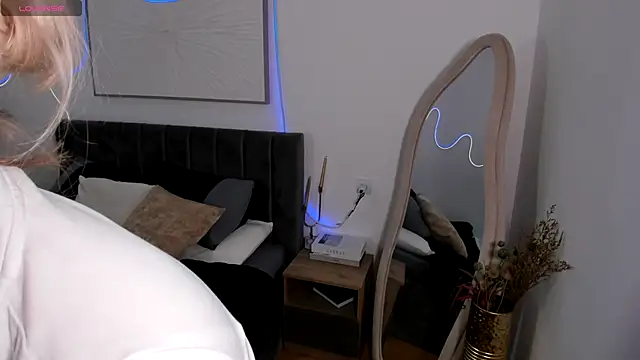 SimonaGerry online show from 11-05-25, 04:59