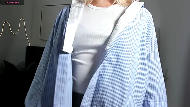 SimonaGerry online show from 09-28-25, 03:24