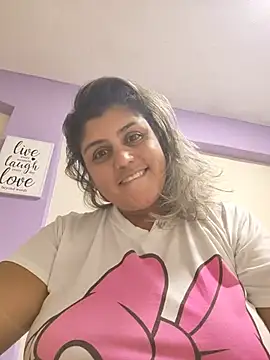 Snapshot of AlyDenalioficial chatting on 07-25-26, 10:38 AlyDenalioficial online show from 07-25-26, 10:38
