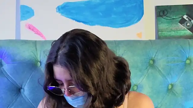 Paola Lyon  online show from 02-04-26, 06:36