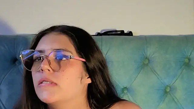 Paola Lyon  online show from 09-27-25, 06:52