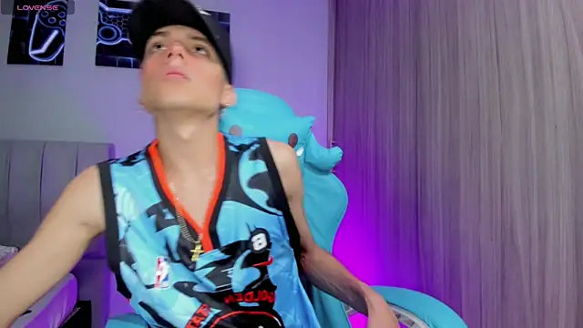 jake and joaquin online show from 09-12-25, 03:39