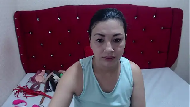 Snapshot of AdaFawxx chatting on 10-03-25, 04:25 AdaFawxx online show from 10-03-25, 04:25