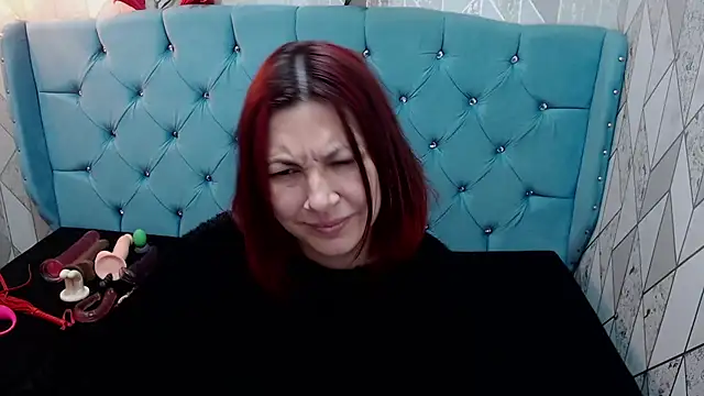 Snapshot of AdaFawxx chatting on 03-08-25, 06:32 AdaFawxx online show from 03-08-25, 06:32