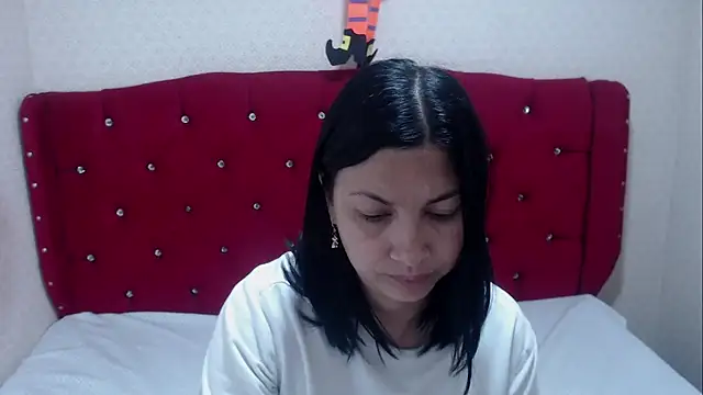 Snapshot of AdaFawxx chatting on 10-15-25, 03:49 AdaFawxx online show from 10-15-25, 03:49