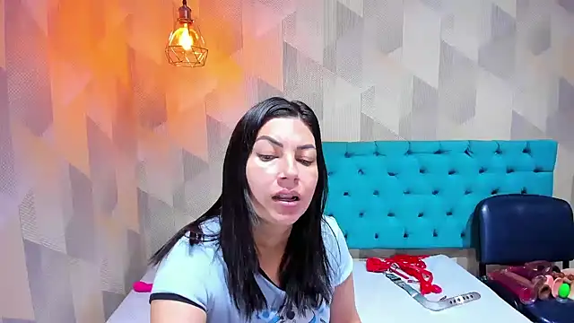 AdaFawxx online show from 04-18-26, 04:26