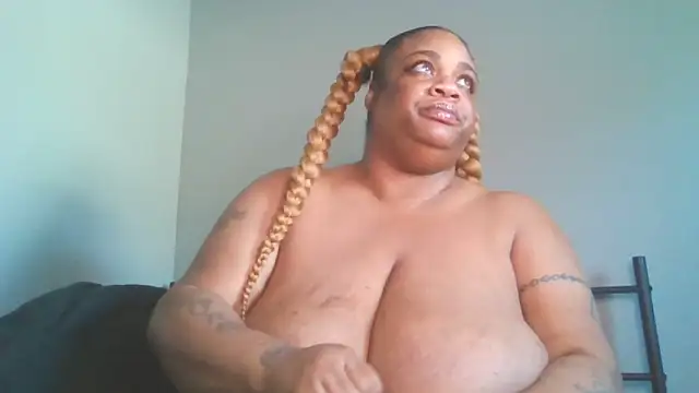 Snapshot of NaughtyHottieBBW chatting on 06-04-26, 11:31 NaughtyHottieBBW online show from 06-04-26, 11:31