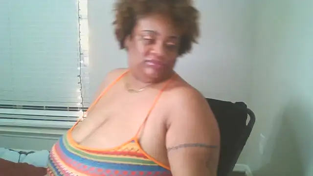 Snapshot of NaughtyHottieBBW chatting on 05-31-26, 05:35 NaughtyHottieBBW online show from 05-31-26, 05:35