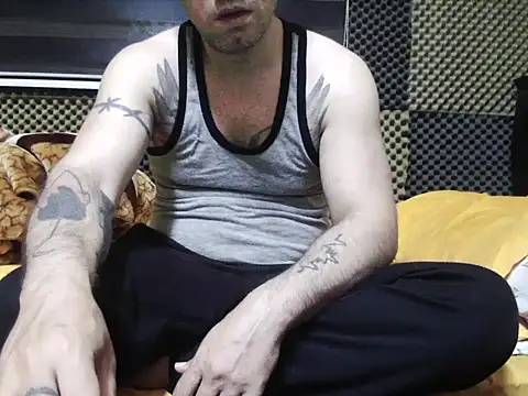 Arabeyes online show from 10-28-25, 07:24