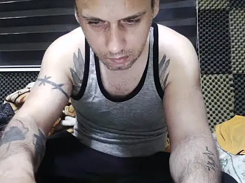 Arabeyes online show from 10-26-25, 03:40