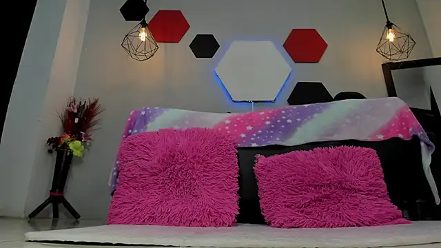 martinaclark online show from 09-28-25, 03:46